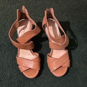 Jessica Simpson Women's Tan wedge Sandals - Size 6